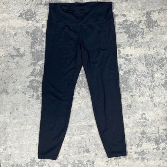 Lot of 10 Bulk Athletic Leggings Shorts Sports Bra Tank Tops Pullover Sz M - Picture 11 of 11